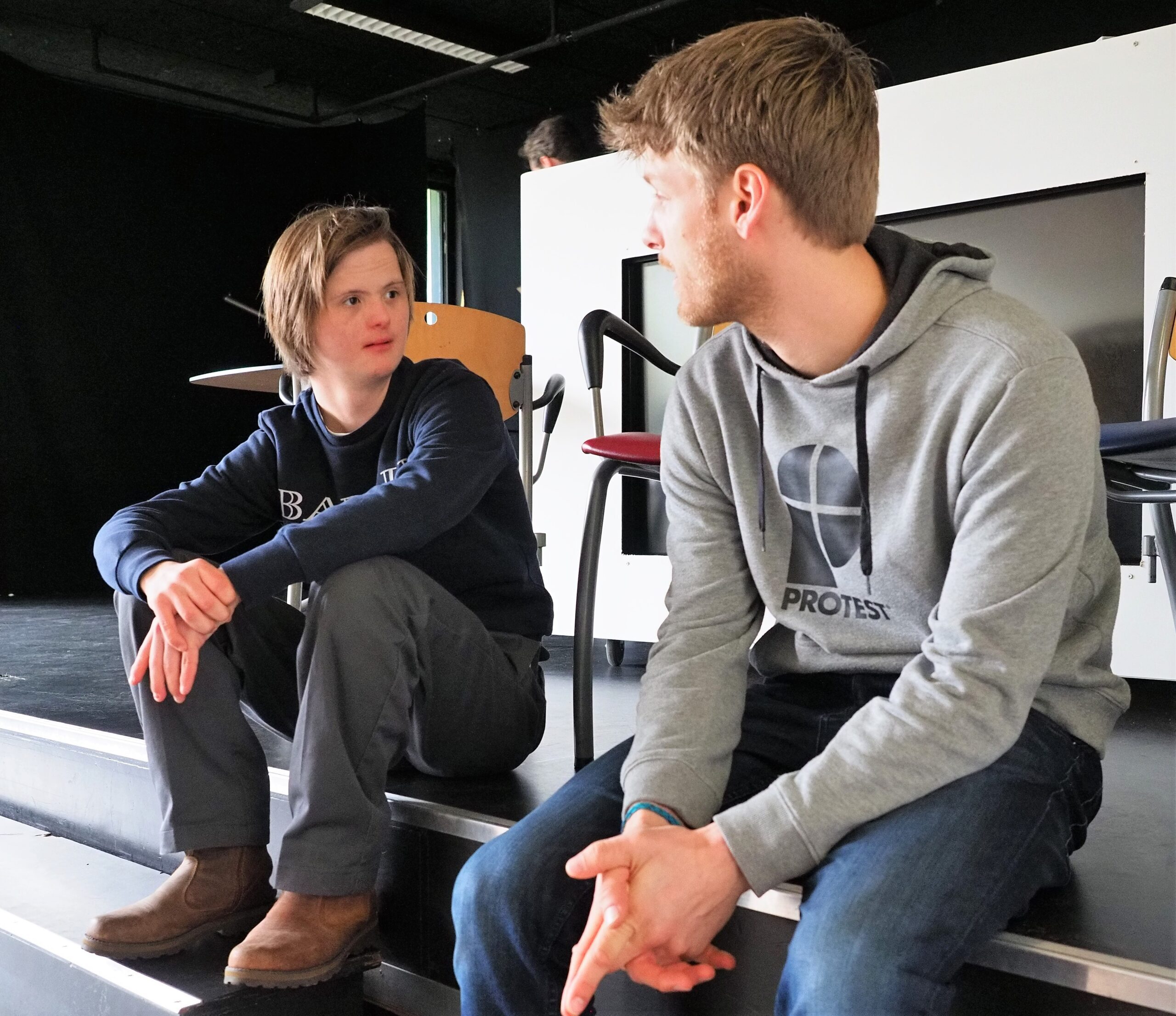 JDE83675_scaled.jpg JDE83675_scaled.jpg